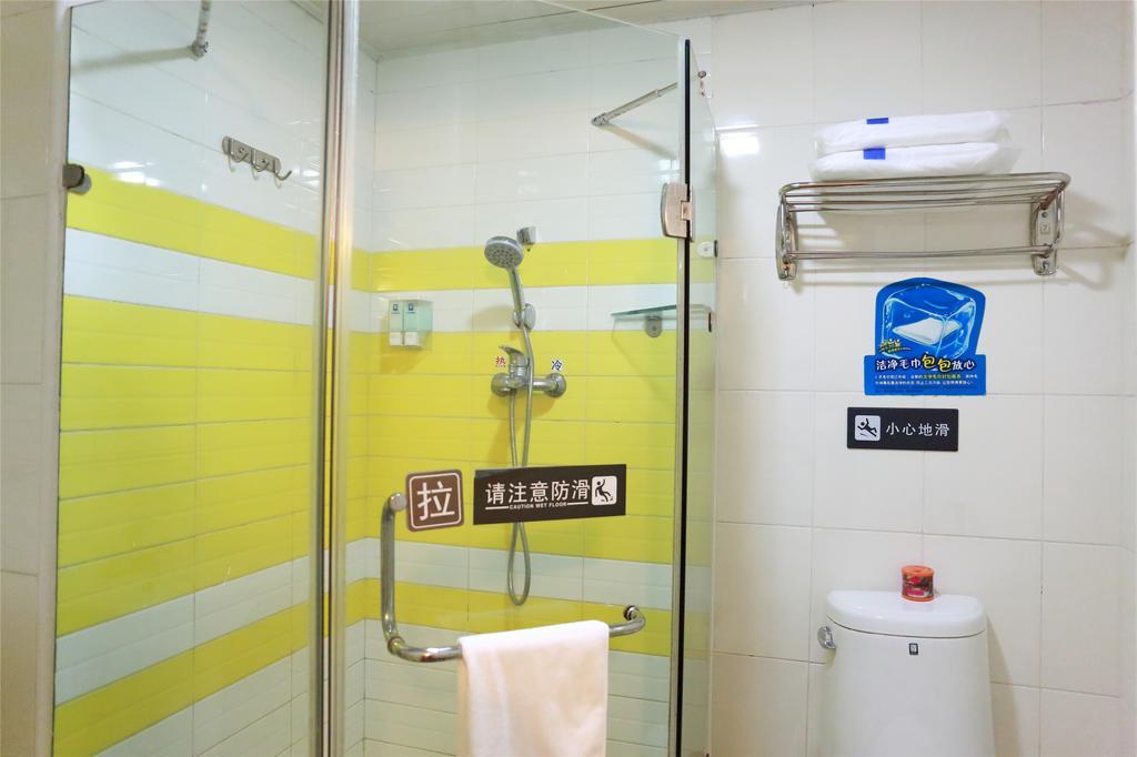 7Days Inn Guangzhou Nonglinxia Road Ouzhuang Subway Station Экстерьер фото